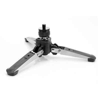 Professional 3-jaw support camera stand on a flat surface.